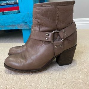 Frye Harness Ankle Boots Size 6